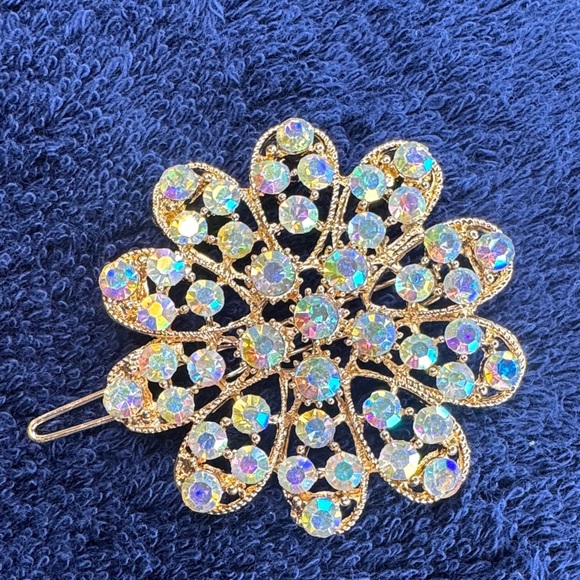 Elegant Gold and Silver Crystal Hair Barrettes NWOT - Picture 2 of 7